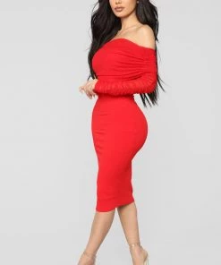 Fashion Nob Influencer Looks Take Me On A Dinner Date Dress - Red 14 Fashion Nob Influencer Looks Take Me On A Dinner Date Dress - Red