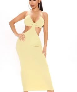 Mysite Pure Charm Sweater Maxi Dress - Yellow