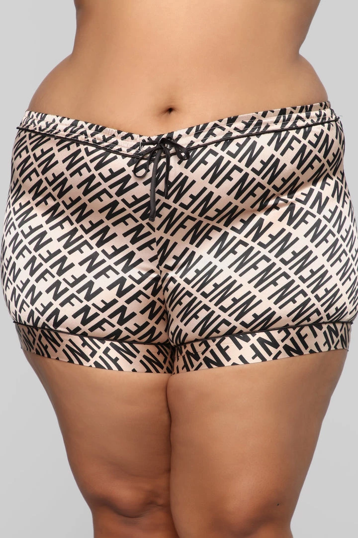 Fashion Nova MY FN Short Set - Black/Combo Influencer Looks 8 Fashion Nova MY FN Short Set - Black/Combo Influencer Looks