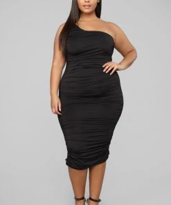 FashionNob Barely Know Me One Shoulder Midi Dress - Black 12 FashionNob Barely Know Me One Shoulder Midi Dress - Black