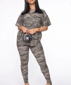 FashionNob Chelsea Camo Legging Set - Camouflage
