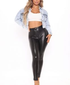 Fashion Nob Madison Crop Denim Jacket - Light Wash