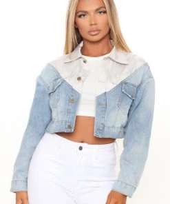 Fashion Nob Far From Average Cropped Denim Jacket - Light Wash