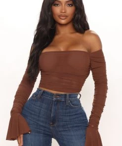 Fashion Nova Don't Mesh Up Ruched Top - Chocolate