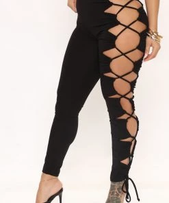 Mysite New Today Eyes On Me Cutout Pant - Black