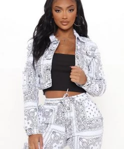 Fashion Nob Teddies & Babydolls Going Paisley Over You Cropped Jacket - White/Black