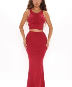 FashionNob Check My Vibe Skirt Set - Wine