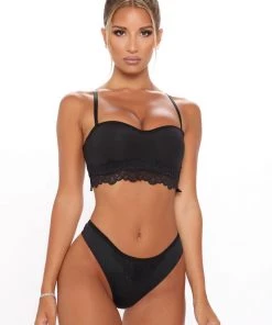 Fashion Nob Eyes On You Lace Thong Panties - Black