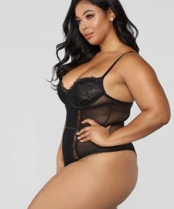 Fashion Nob Somebody To Love II Lace Teddy - Black