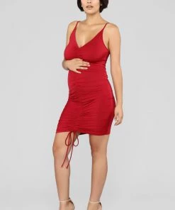 Fashion Nob Shanghai Ruched Dress - Burgundy Influencer Looks