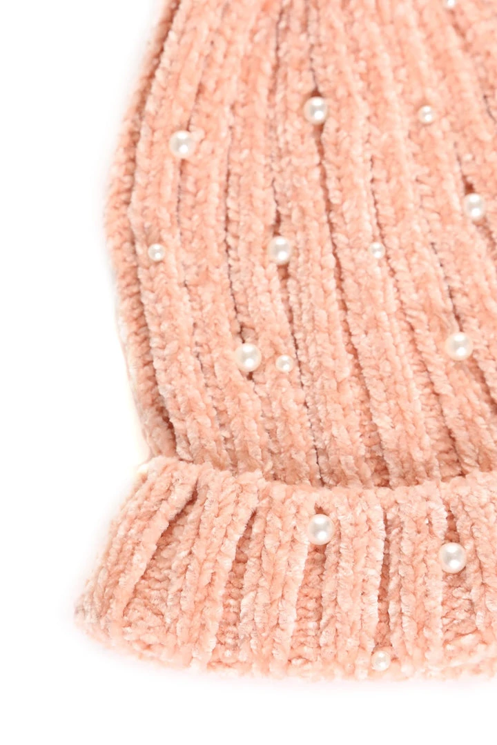 FashionNob Aspen For The Weekend Beanie - Blush 3 FashionNob Aspen For The Weekend Beanie - Blush