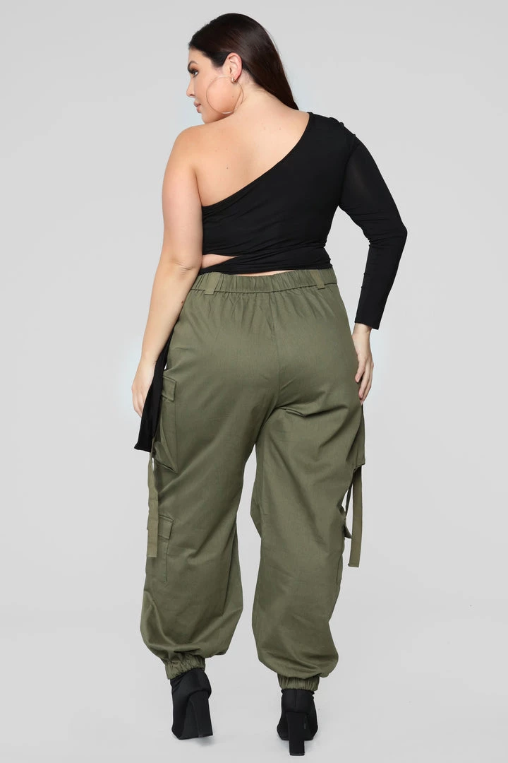 Fashion Nova Heart Holder One Shoulder Top - Black 9 Fashion Nova Heart Holder One Shoulder Top - Black