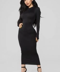 Fashion Nob Influencer Looks Full Coverage Maxi Dress - Black