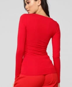 Fashion Nova Teddies & Babydolls Your Everyday Long Sleeve Tee - Red