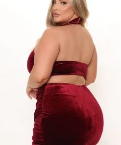 FashionNob Alessandra Velvet Mini Skirt Set - Burgundy