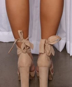 Fashion Nova Hurt Your Feelings Lug Sole Heels - Nude