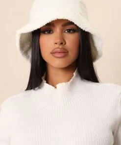 Fashion Nova Warm And Fuzzy Bucket Hat - Off White