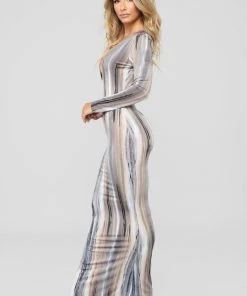Fashion Nova Portrait Of Our Love Dress - Grey Multi Influencer Looks