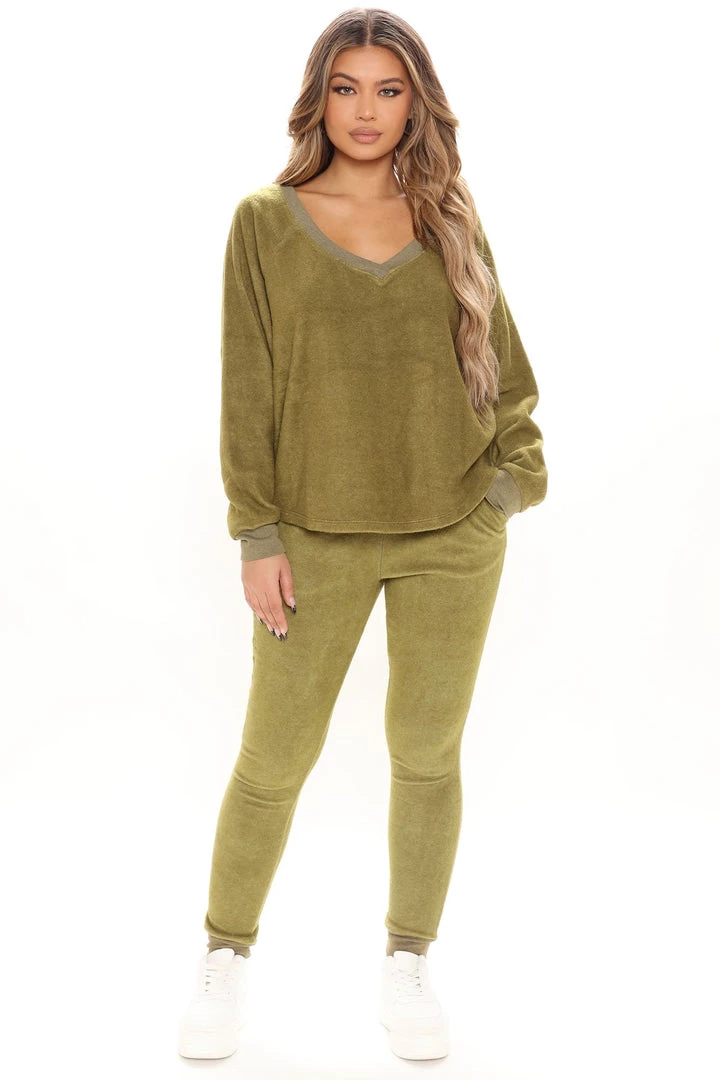Fashion Nova Teddies & Babydolls Cozy Days Fleece Pullover - Olive 2 Fashion Nova Teddies & Babydolls Cozy Days Fleece Pullover - Olive
