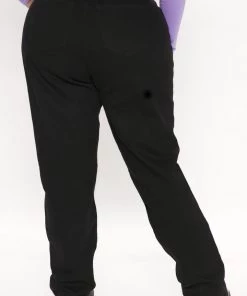 FashionNob Influencer Looks Caught In A Fantasy Distressed Boyfriend Jeans - Black