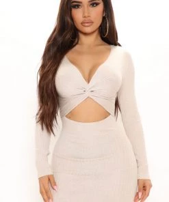 Fashion Nova Fall Weather Sweater Midi Dress - Oatmeal
