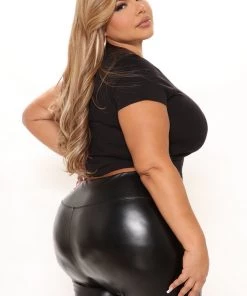Fashion Nova Head Bitch In Charge Top - Black