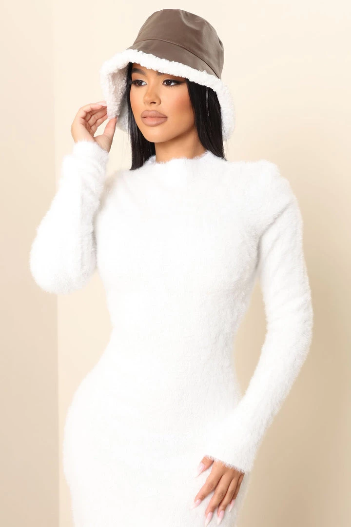 Fashion Nova New Today Got You Staring Bucket Hat - Chocolate 2 Fashion Nova New Today Got You Staring Bucket Hat - Chocolate