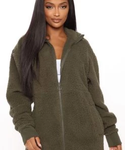 Fashion Nob Winter Blowout Cabin Stay Sherpa Jacket - Olive