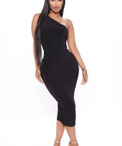 Fashion Nova My Man And Me Ruched Midi Dress - Black