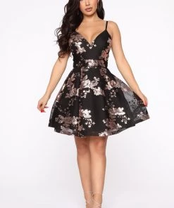 Mysite Farrah Fit And Flare Mini Dress - Black/Rose Gold DRESSES
