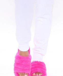 Fashion Nova Cozy Mood Slippers - Pink