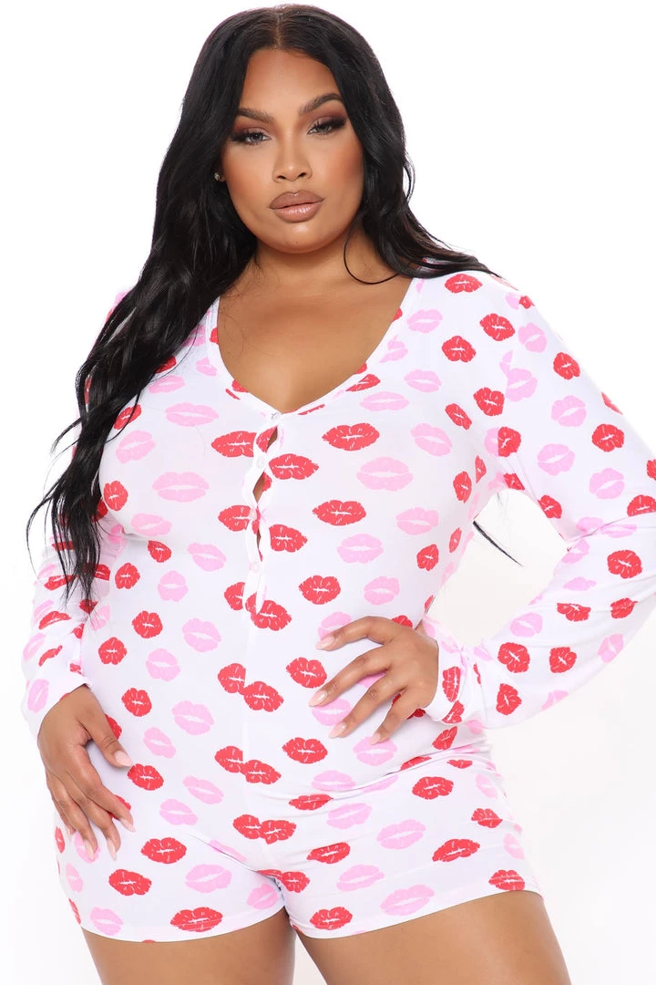 Fashion Nob Kiss Kiss PJ Romper Onesie - White/combo Sleepwear & Robes