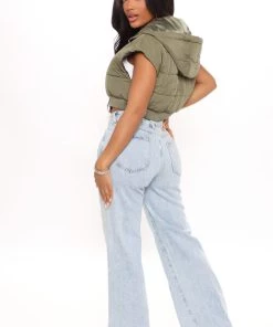 Fashion Nob Teddies & Babydolls Make Way Cropped Puffer Vest - Olive 7 Fashion Nob Teddies & Babydolls Make Way Cropped Puffer Vest - Olive