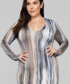 Fashion Nova Portrait Of Our Love Dress - Grey Multi Influencer Looks