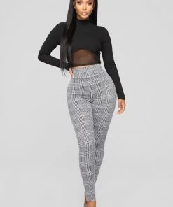 Fashion Nova Teddies & Babydolls What A Houndstooth Print Leggings - Black/White