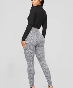 Fashion Nova Teddies & Babydolls What A Houndstooth Print Leggings - Black/White