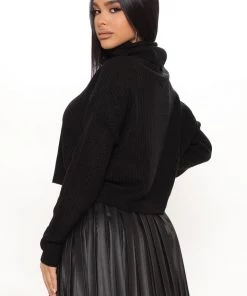 FashionNob Best Sellers Autumn Breeze Turtleneck Sweater - Black