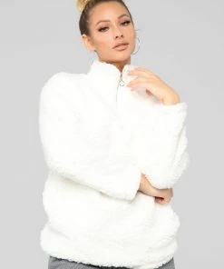 Fashion Nob Karmen Fuzzy Jacket - Off White Jet Setter