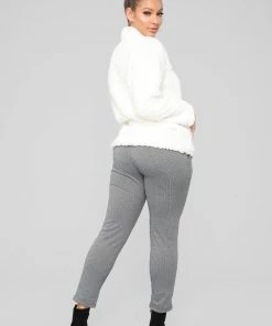 Fashion Nob Karmen Fuzzy Jacket - Off White Jet Setter