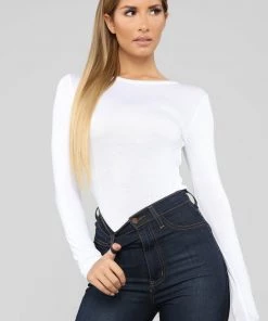 Fashion Nova Krystal Crew Neck Long Sleeve Top - White