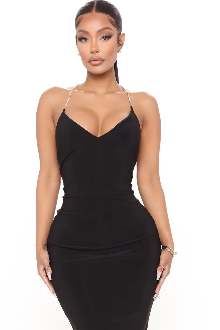 Fashion Nob Influencer Looks Back In Chains Midi Dress - Black 3 Fashion Nob Influencer Looks Back In Chains Midi Dress - Black