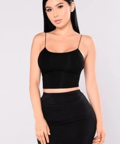 Fashion Nova KiKi Cropped Top - Black Best Sellers
