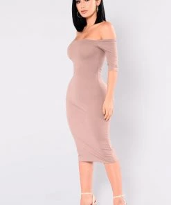 Mysite Saira Off Shoulder Dress - Mocha