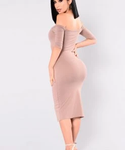 Mysite Saira Off Shoulder Dress - Mocha