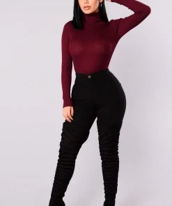Fashion Nova Tara Turtle Neck Sweater - Burgundy
