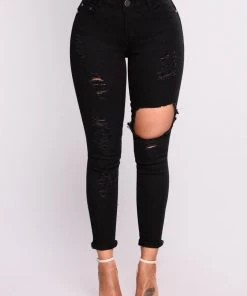 Fashion Nova Fool For You Ankle Jeans - Black