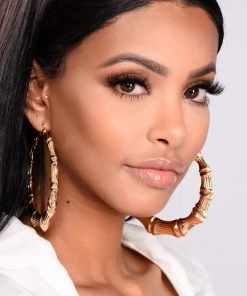 FashionNob Adanna Hoop Earrings - Gold