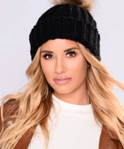 Fashion Nova Fur So Chic Beanie - Black