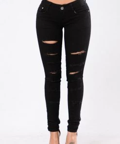 Fashion Nova Lola Jeans - Black