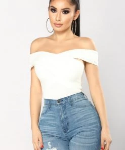 Fashion Nova Hide The Truth Top - White